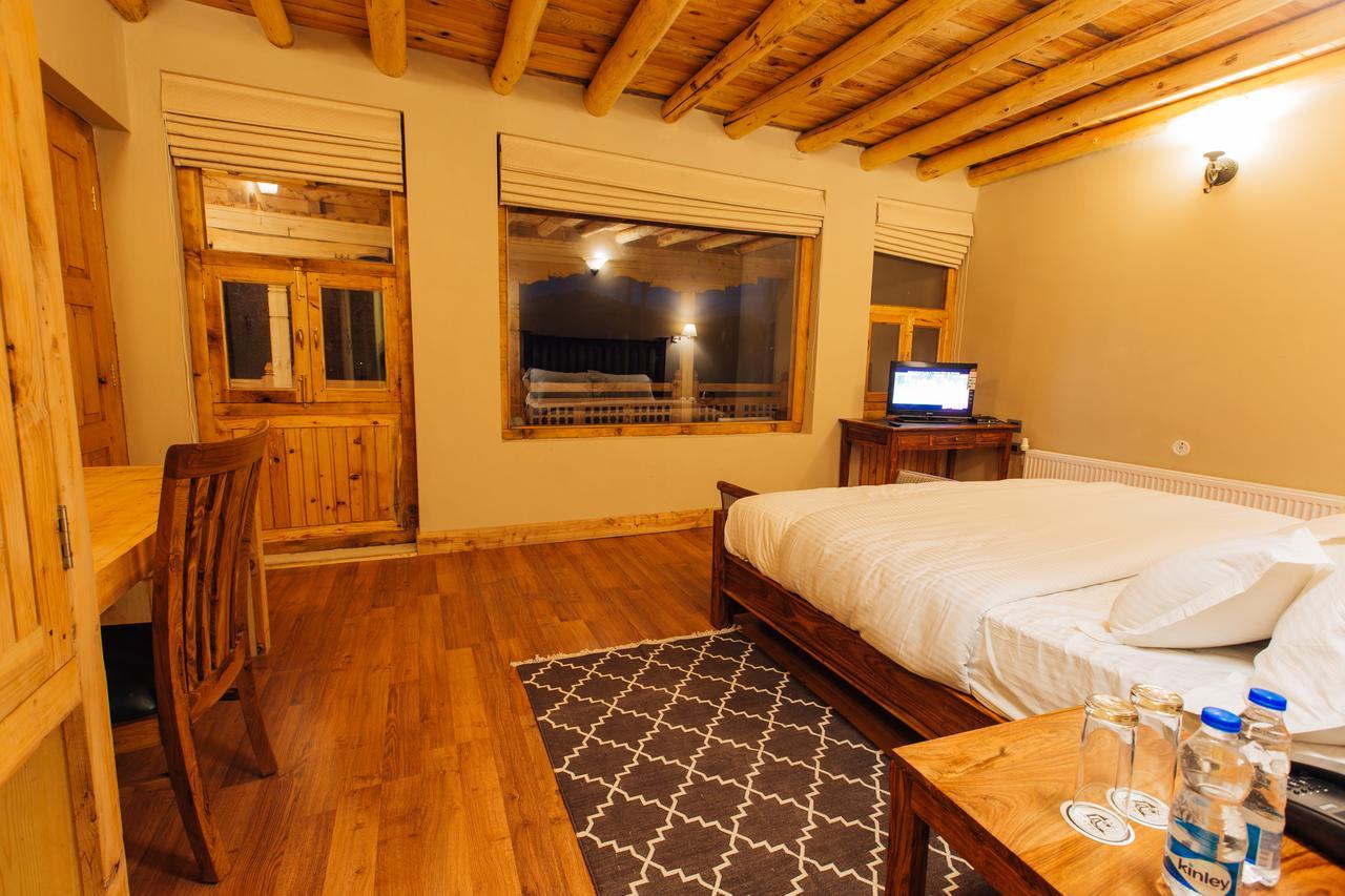 Ladakh Sarai Resort Leh Bagian luar foto