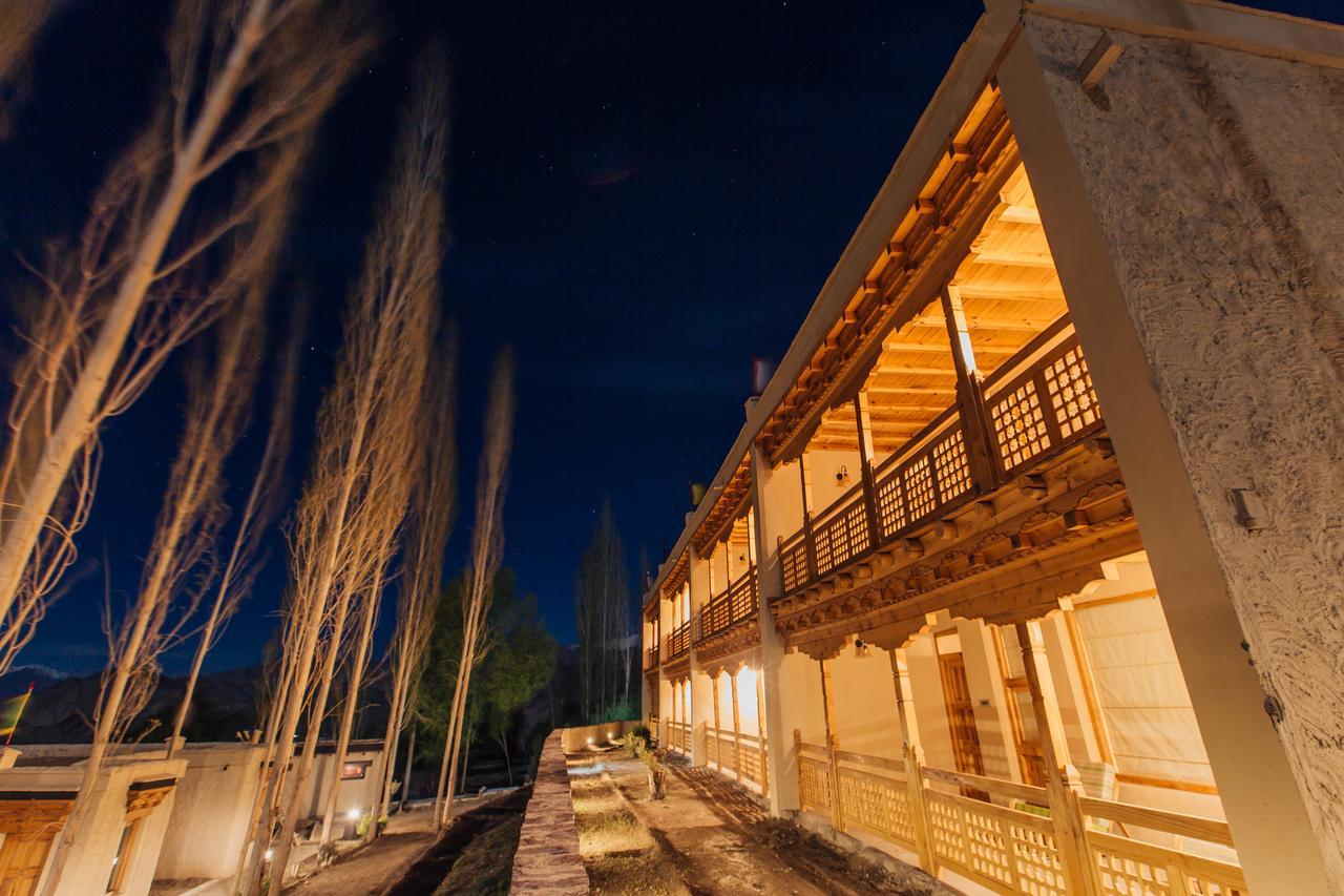 Ladakh Sarai Resort Leh Bagian luar foto